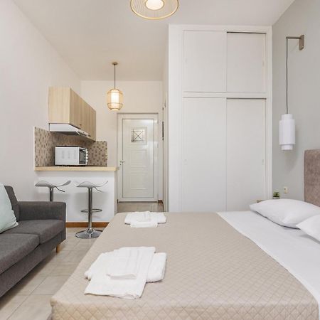 P Koklas Apartments 자킨토스 타운 외부 사진