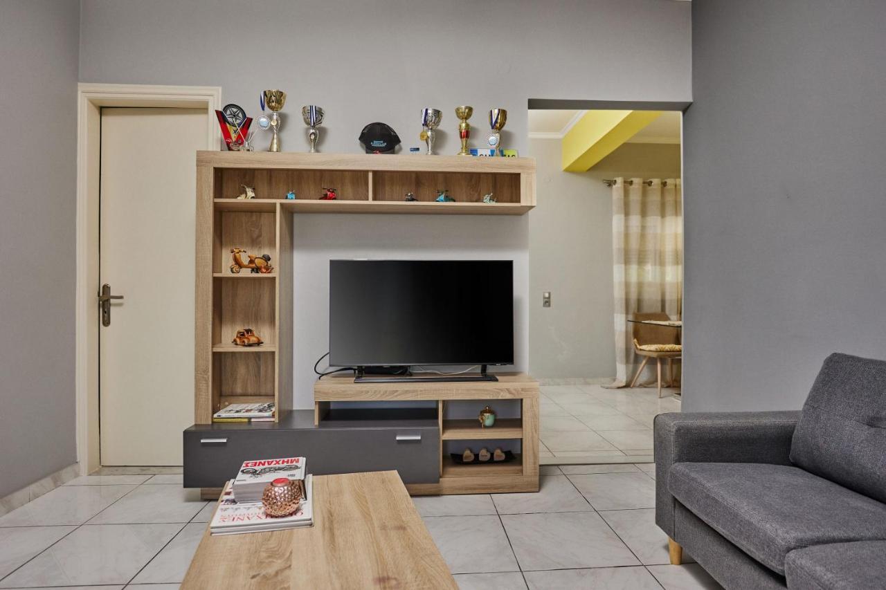 P Koklas Apartments 자킨토스 타운 외부 사진